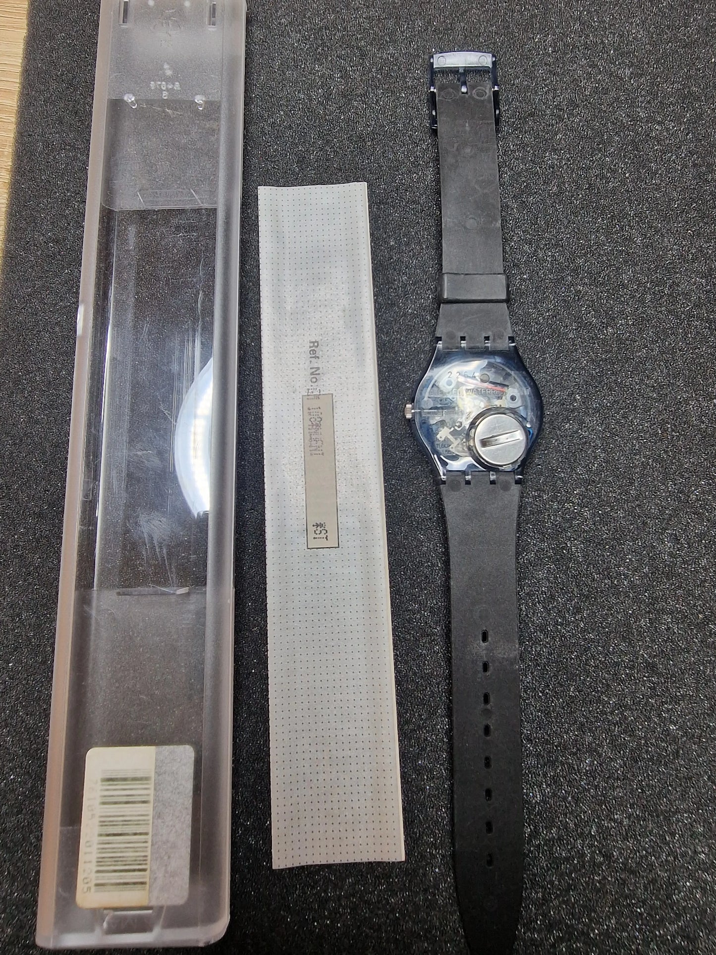 ⌚ Swatch GM108 “Nuni” (1991) – Minimal 90s Design Classic