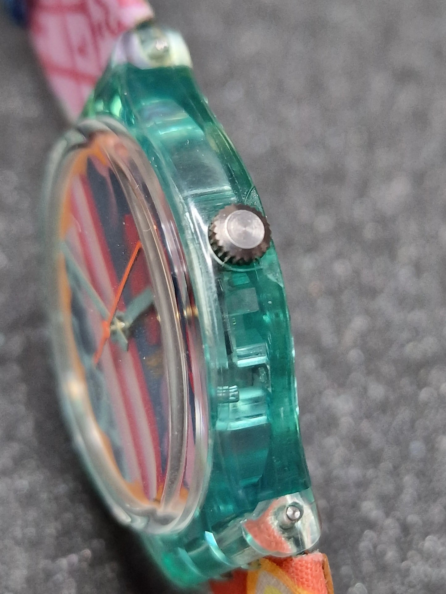 🌺 Swatch GL103 “Mogador” (1991) – Colorful Cultural Masterpiece