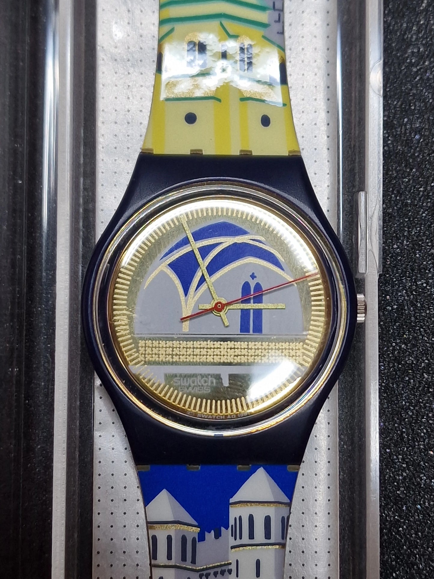 🏛️ Swatch GN120 “Backstage” (1992) – Architectural Elegance