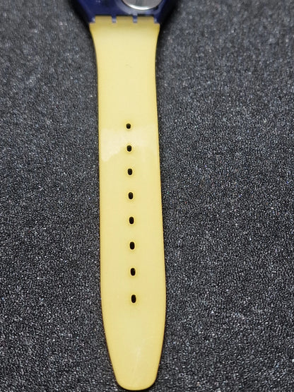 🏛️ Swatch GN120 “Backstage” (1992) – Architectural Elegance