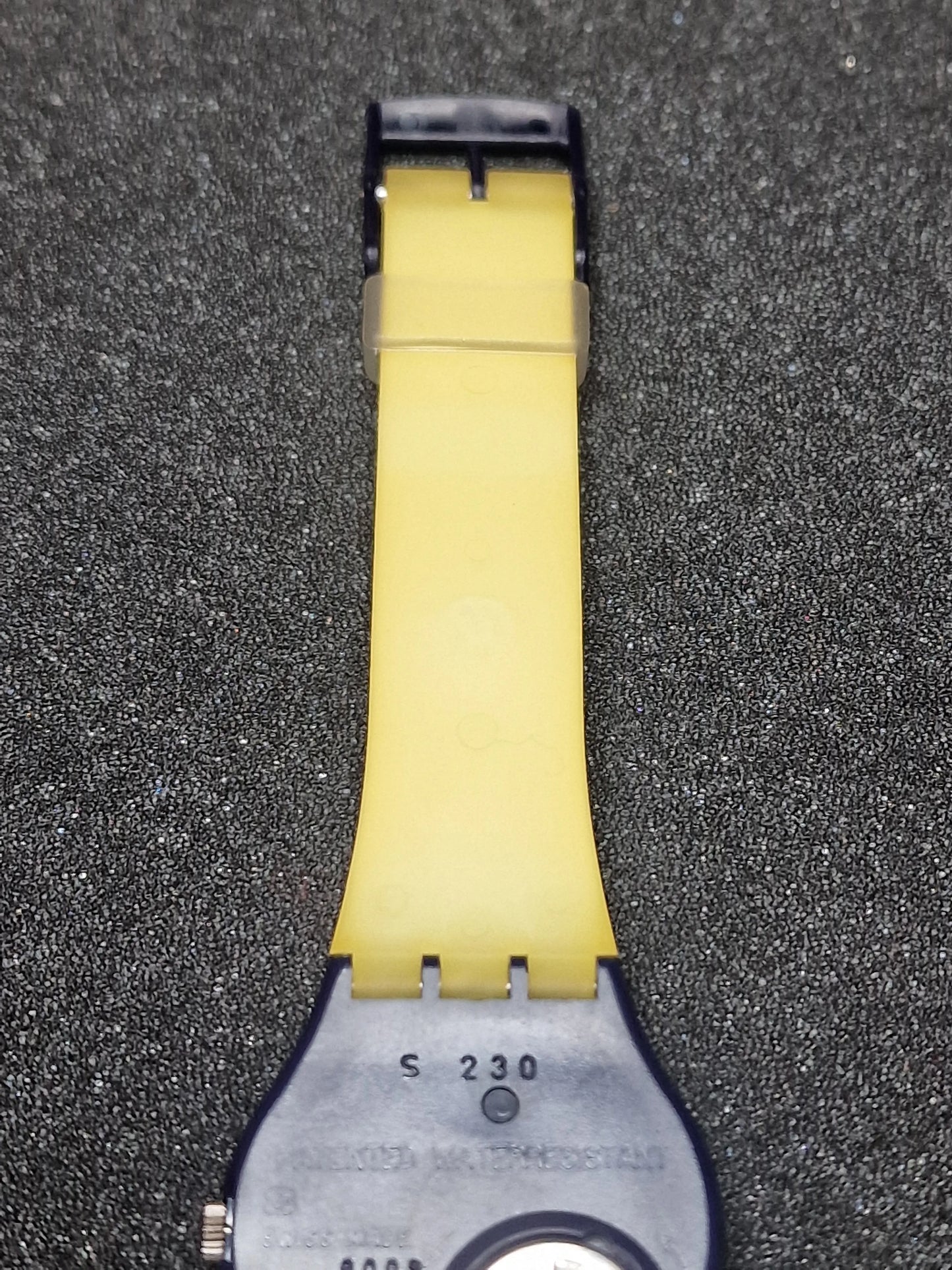 🏛️ Swatch GN120 “Backstage” (1992) – Architectural Elegance