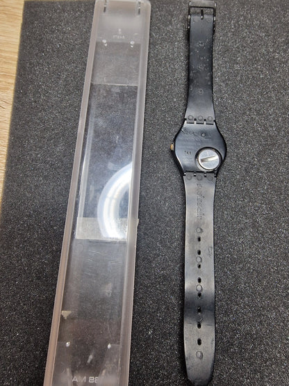 ✈️ Swatch GB703 “Swissair” (1986) – Rare Airline Edition