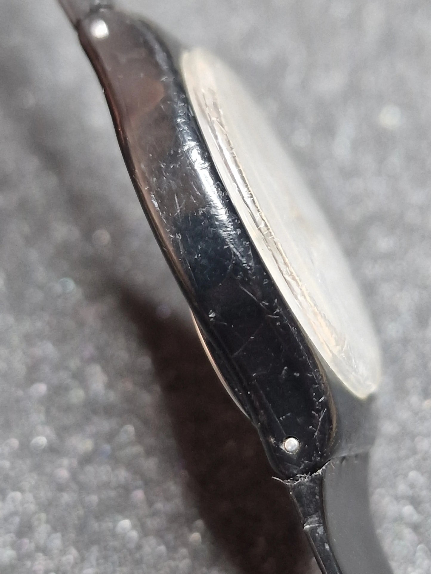 ✈️ Swatch GB703 “Swissair” (1986) – Rare Airline Edition