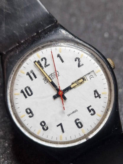 ✈️ Swatch GB703 “Swissair” (1986) – Rare Airline Edition