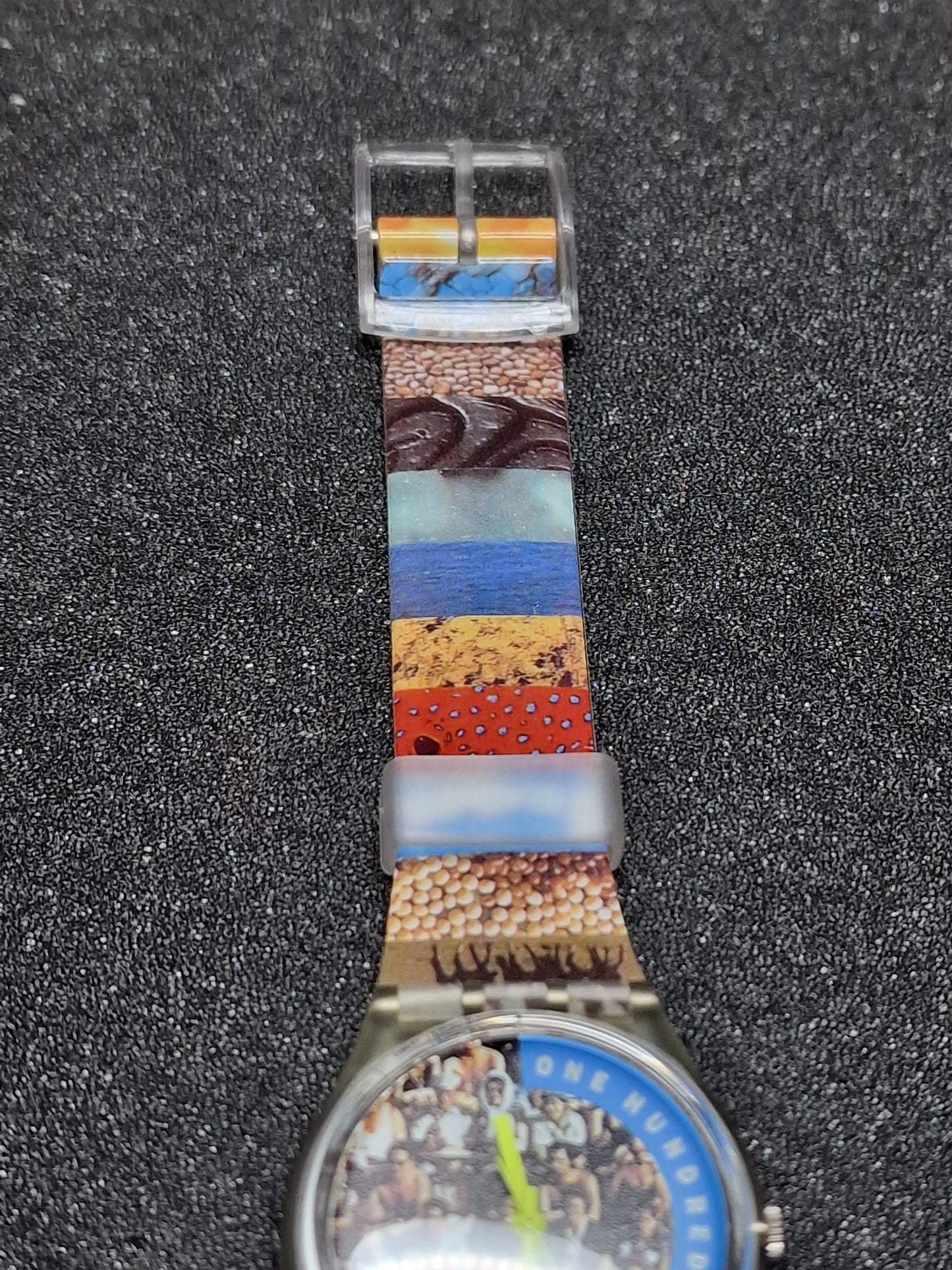🌍 Swatch GZ126 “The People” (1992) – 100 Million Celebration Edition