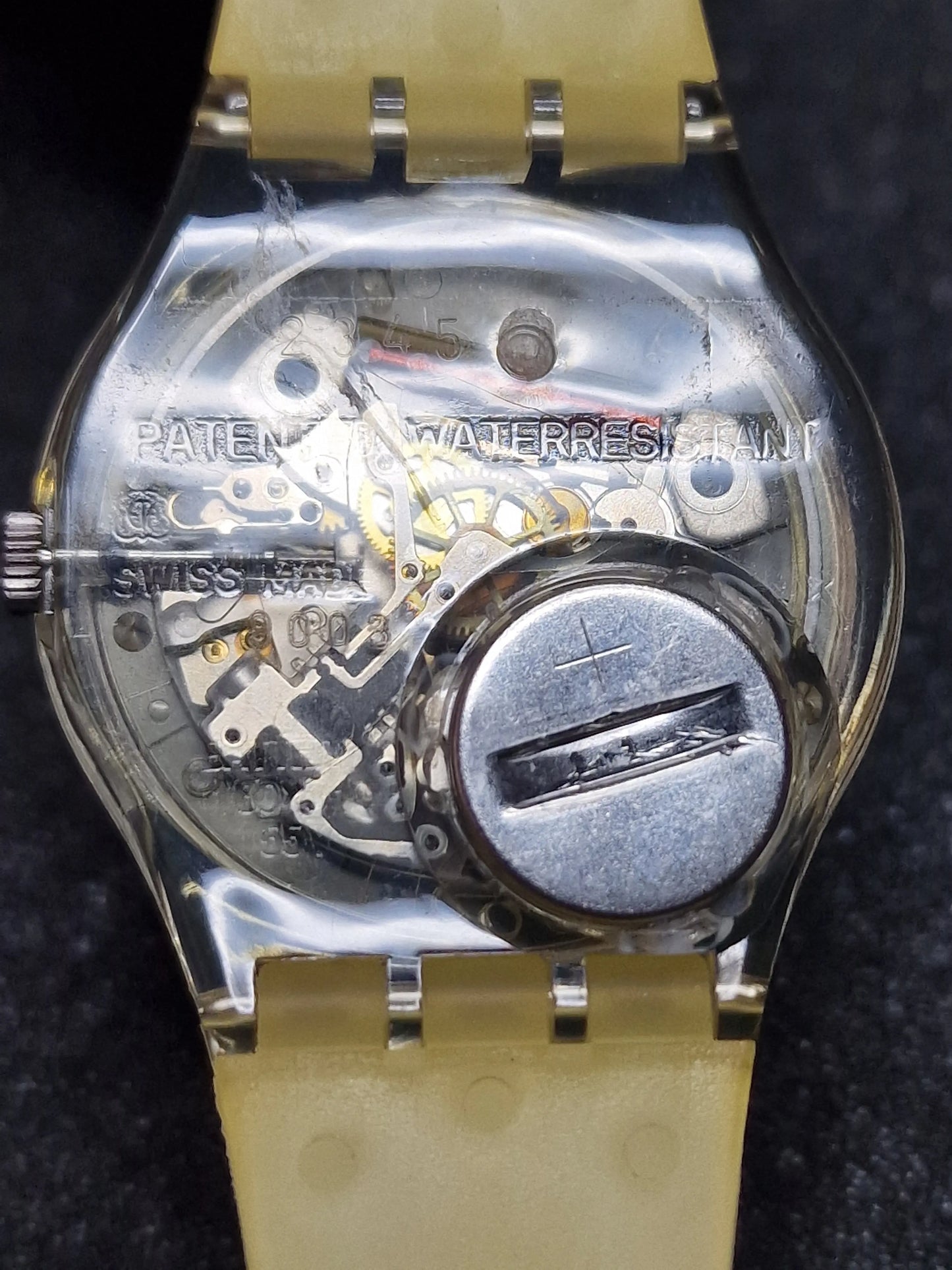 🎨 Swatch GK147 “Gruau” (1992) – Art Special by René Gruau