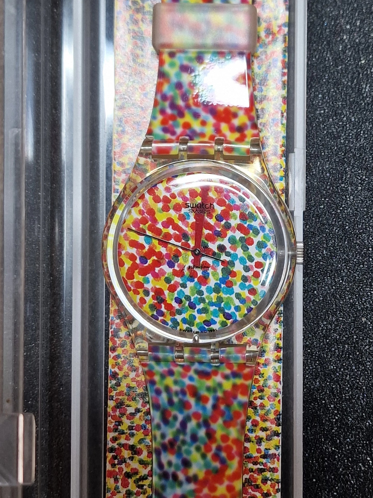🎨 Swatch GY121 “Lot of Dots” (1991) – Art Special by Albrecht Klauer-Simonis