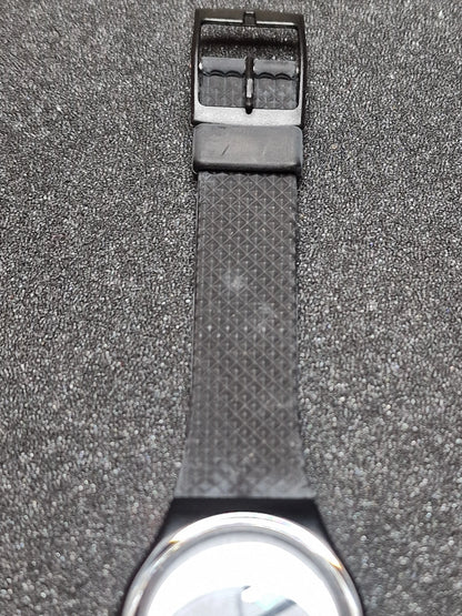 🖤 Swatch GB715 “Color Windows” (1989) – Geometric Minimalism