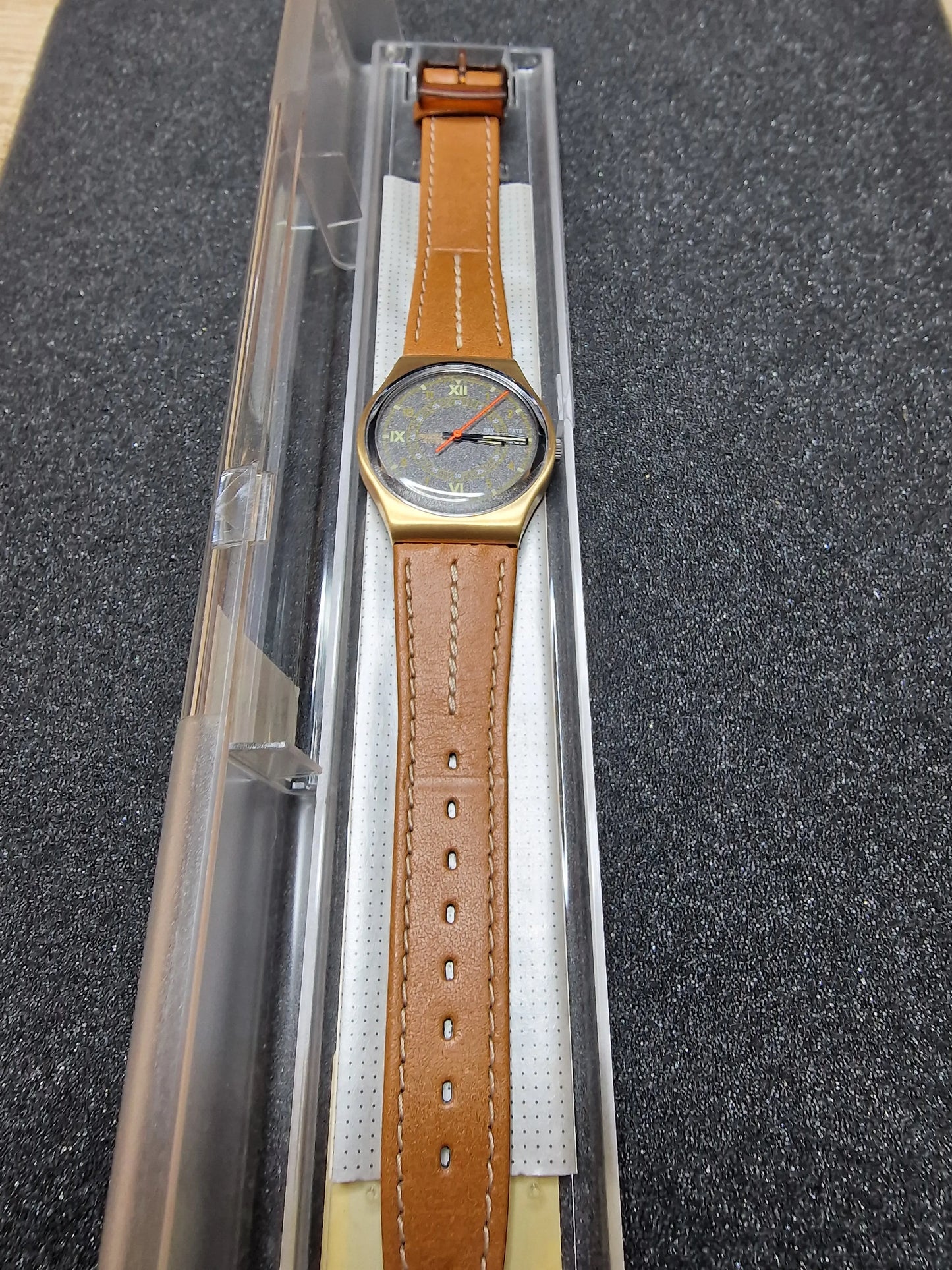 🕰️ Swatch GX703 “Courier” (1988) – Vintage Pilot Style with Day-Date