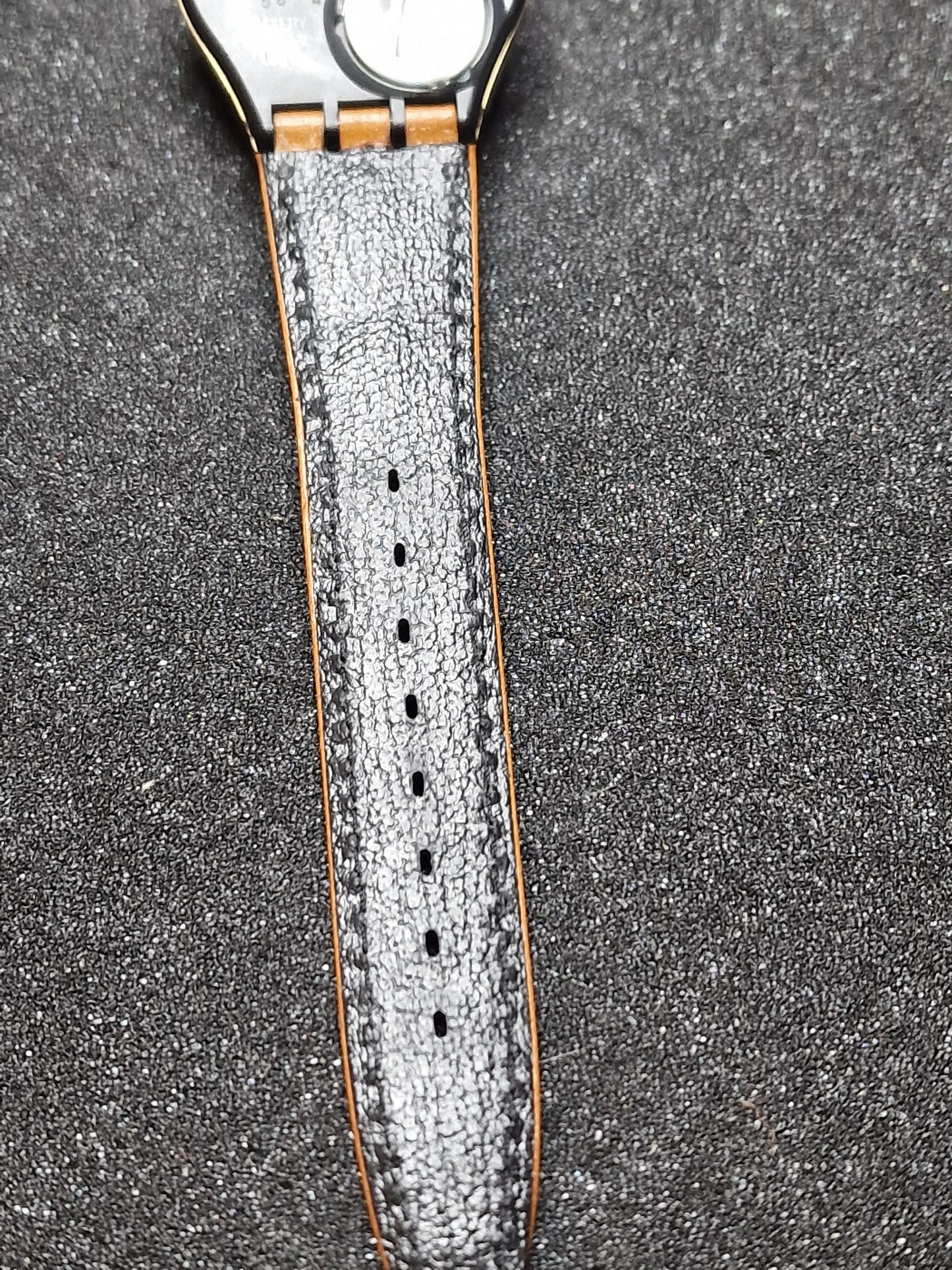 🕰️ Swatch GX703 “Courier” (1988) – Vintage Pilot Style with Day-Date