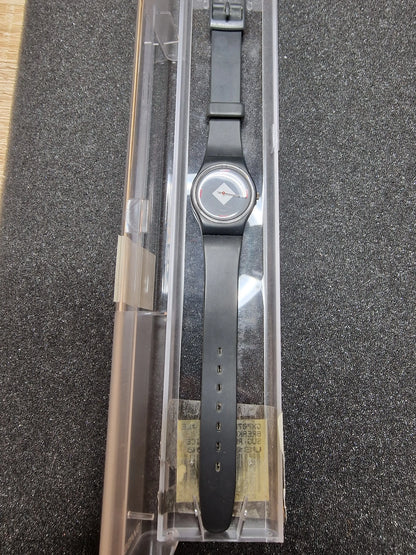 🔴 Swatch Lady LA101 “Mah-Jong” (1984) – Early Swatch Classic