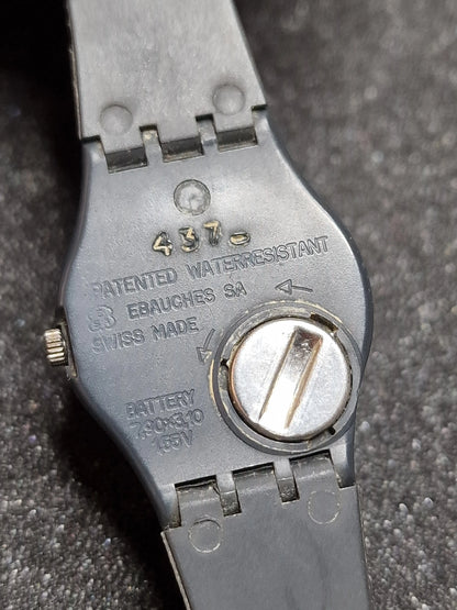 🔴 Swatch Lady LA101 “Mah-Jong” (1984) – Early Swatch Classic