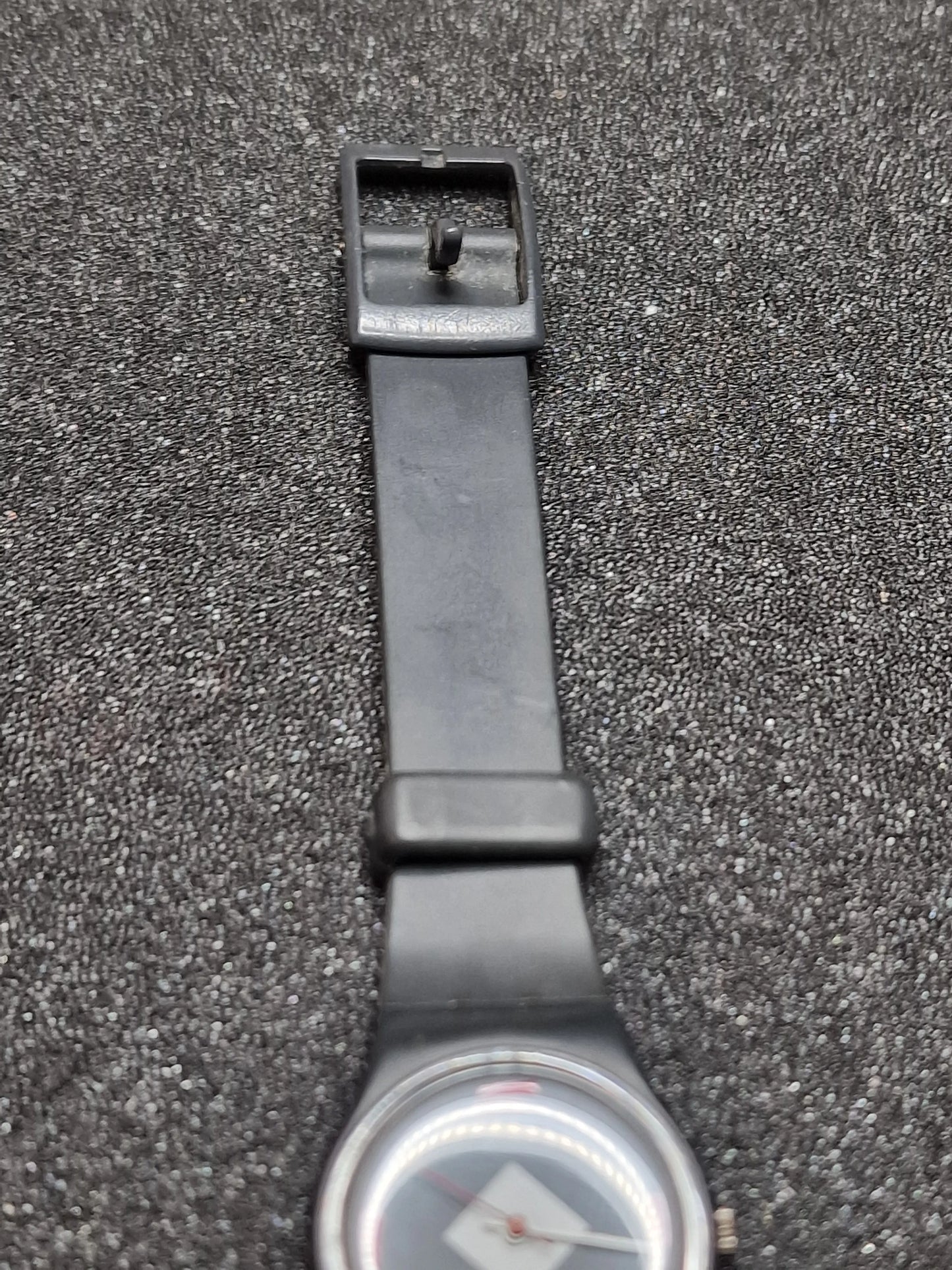 🔴 Swatch Lady LA101 “Mah-Jong” (1984) – Early Swatch Classic