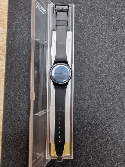 🖤 Swatch GB144 “After Dark” (1992) – Minimalist Black Elegance