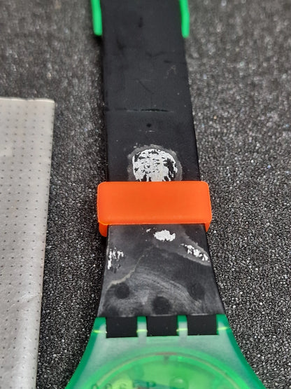 💚 Swatch GG106 “Neo Rider” (1988) – Techno Neon Classic