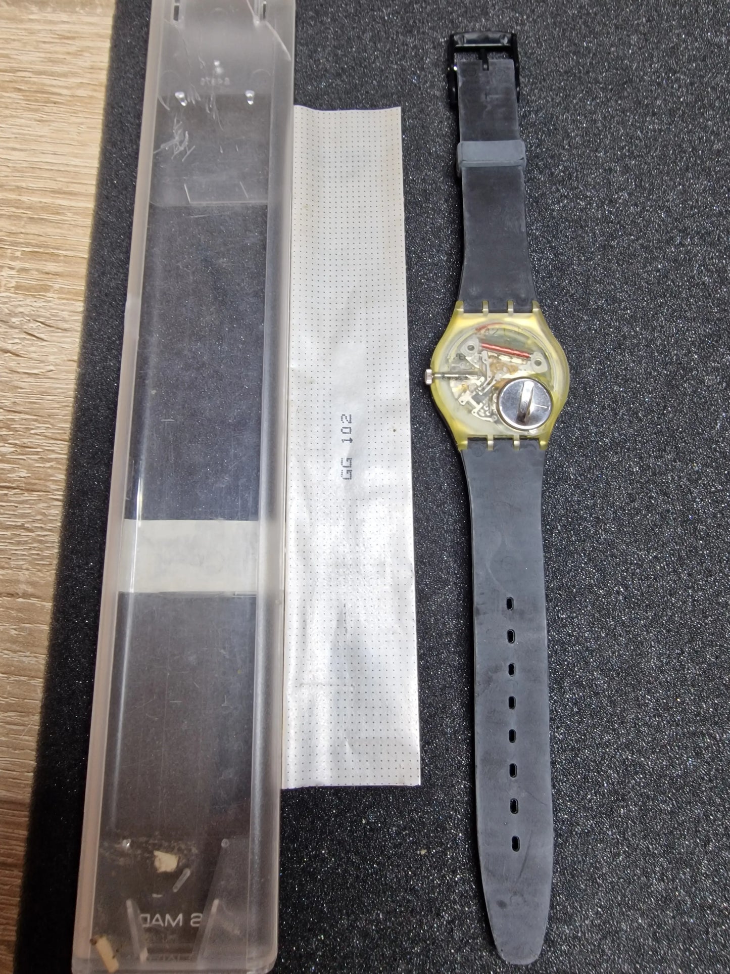 ⚙️ Swatch GX101 “Heartbreak” (1988) – Transparent Skeleton Classic