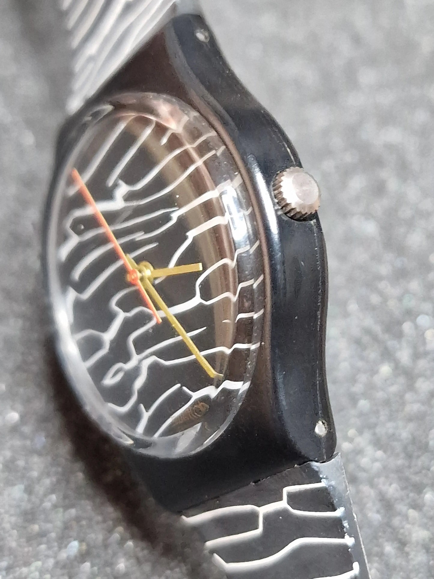 🖤 Swatch GB119 “Marmorata” (1987) – Marble Effect Classic