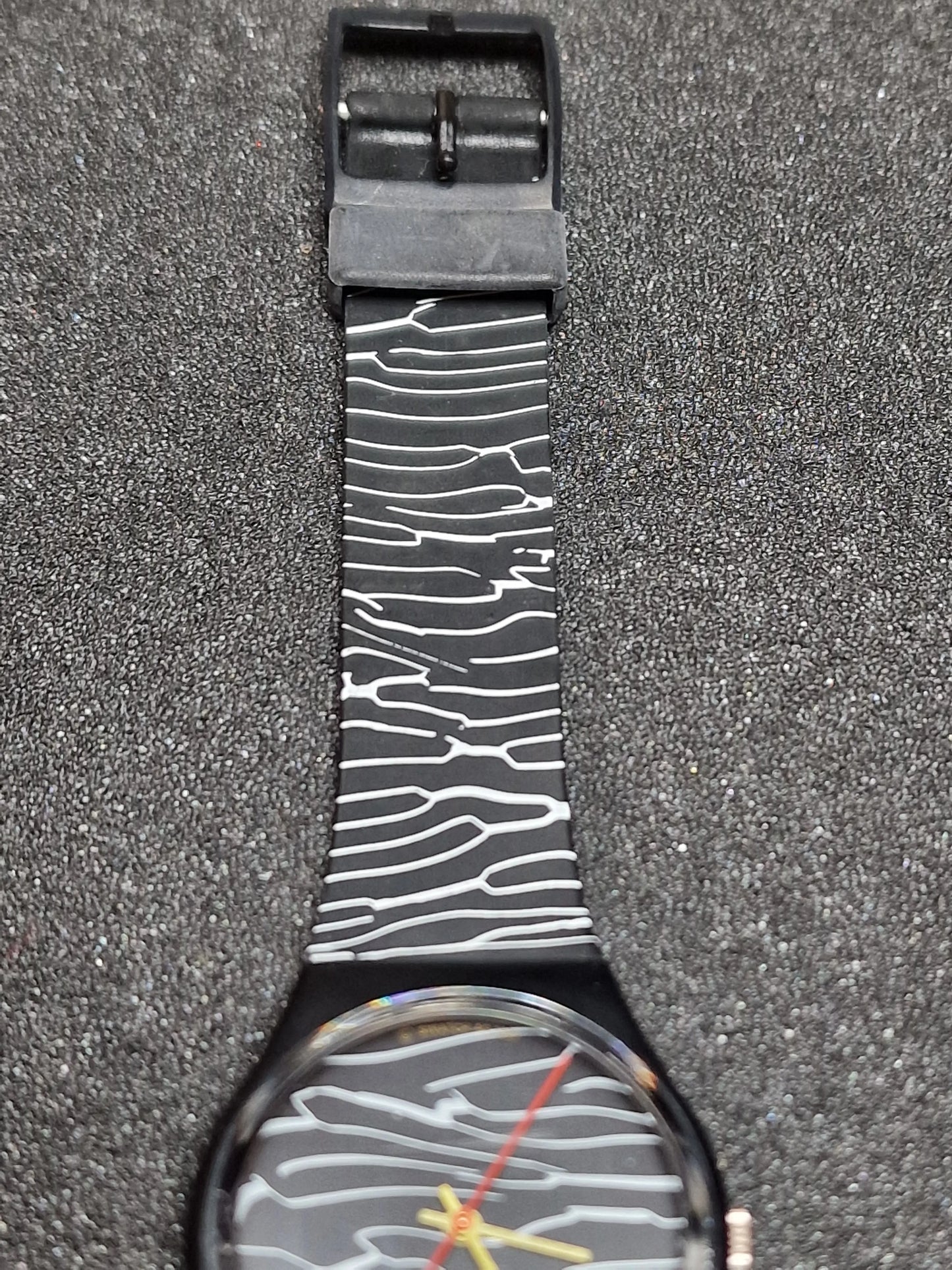 🖤 Swatch GB119 “Marmorata” (1987) – Marble Effect Classic