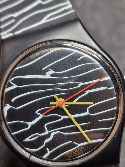 🖤 Swatch GB119 “Marmorata” (1987) – Marble Effect Classic