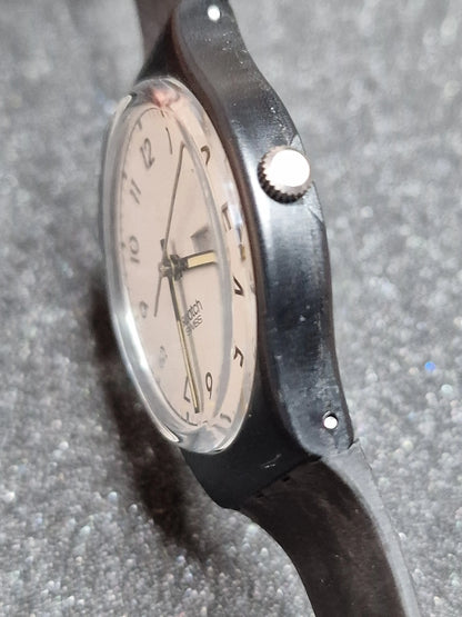 🕰️ Swatch GB725 “Classic” (1986) – Rare Early Day-Date Model