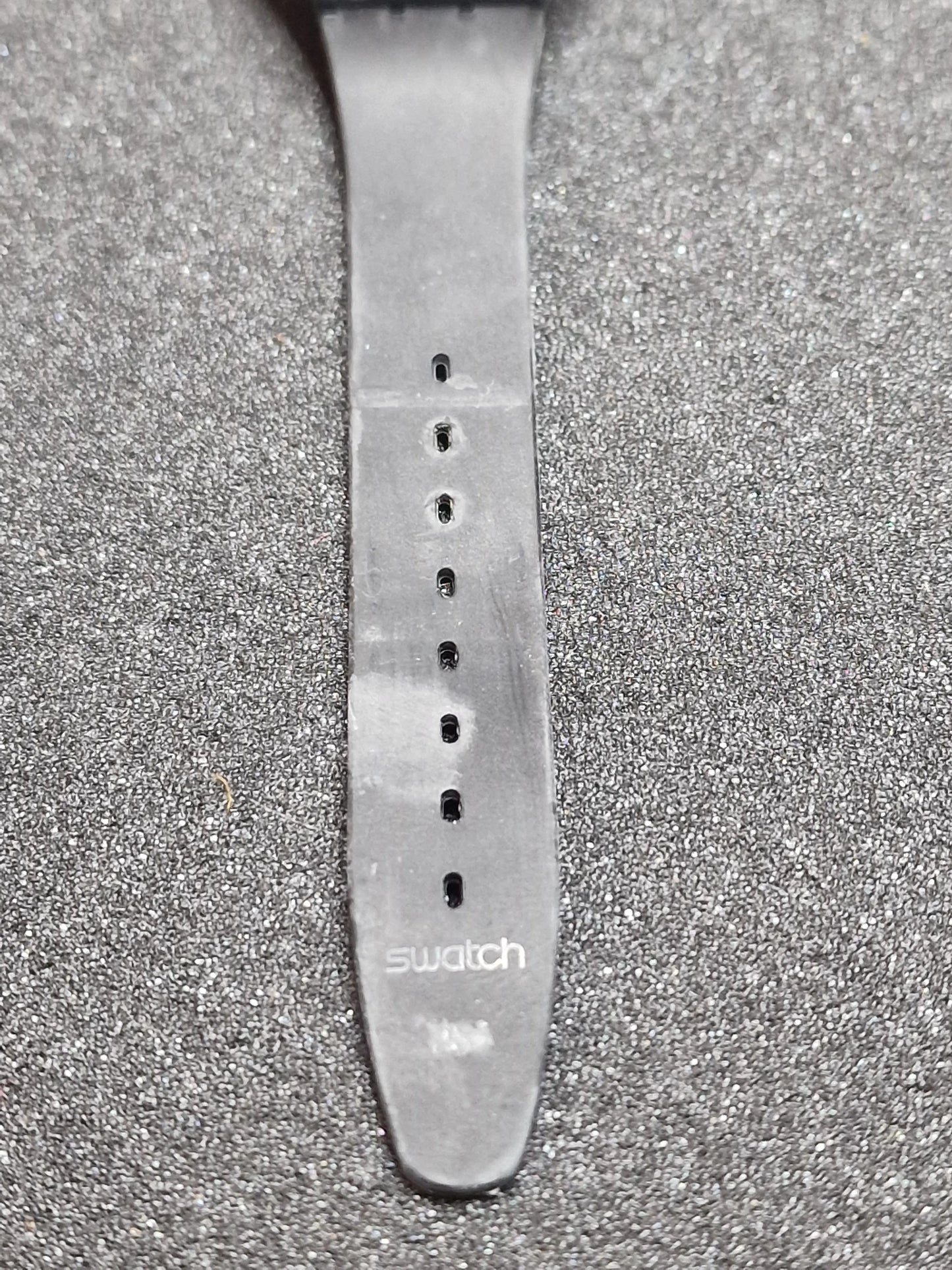 🕰️ Swatch GB725 “Classic” (1986) – Rare Early Day-Date Model