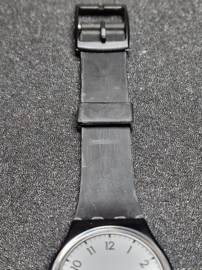 🕰️ Swatch GB725 “Classic” (1986) – Rare Early Day-Date Model