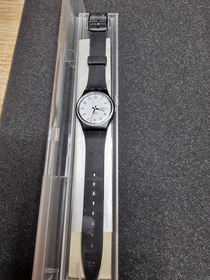 🕰️ Swatch GB725 “Classic” (1986) – Rare Early Day-Date Model