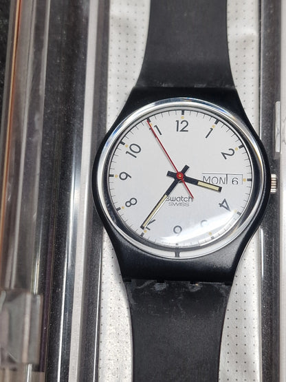🕰️ Swatch GB709 “Classic Two” (1987) – Timeless Minimalism