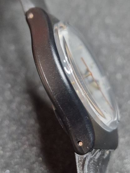 🕰️ Swatch GB709 “Classic Two” (1987) – Timeless Minimalism