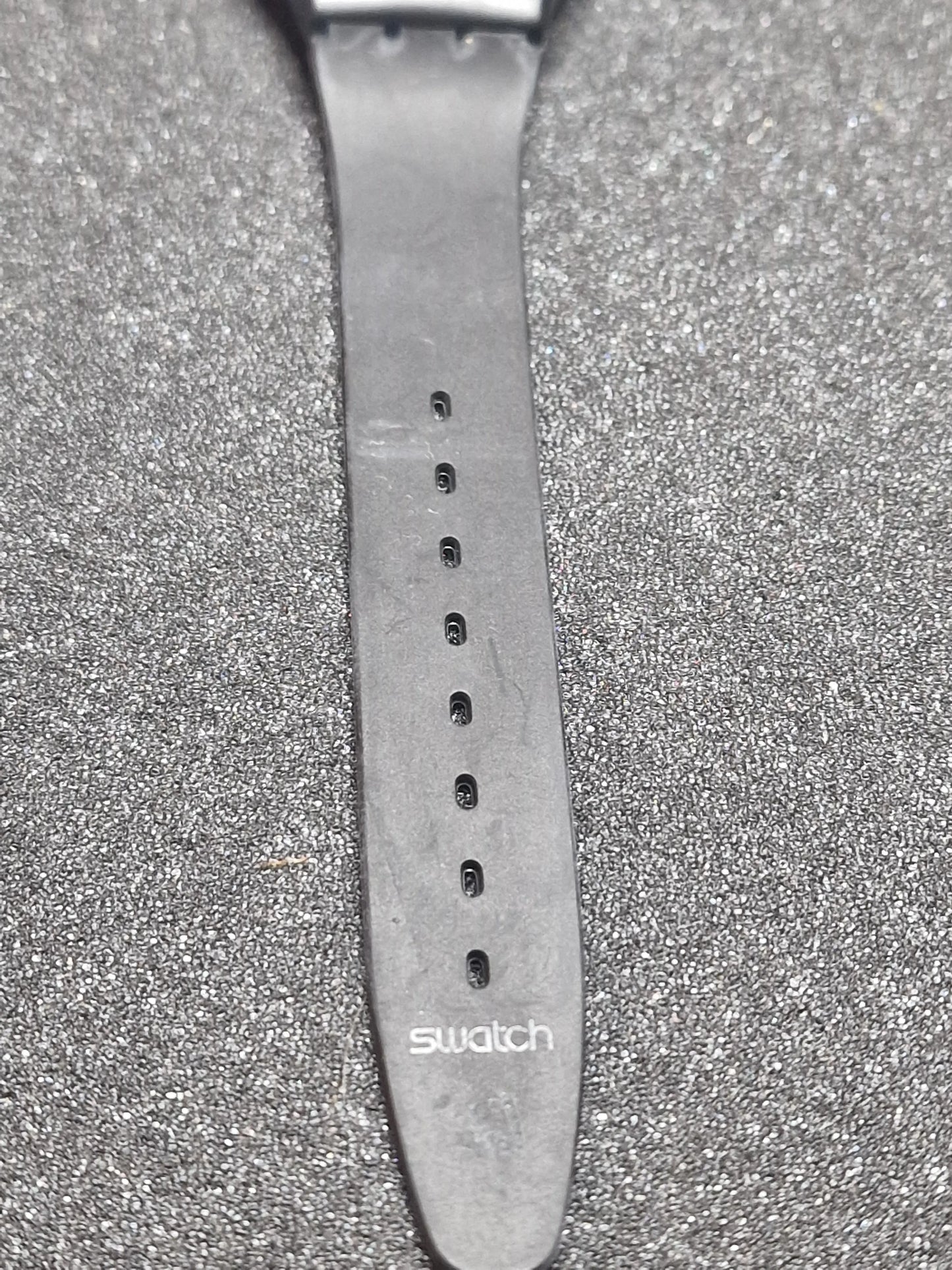 🕰️ Swatch GB709 “Classic Two” (1987) – Timeless Minimalism