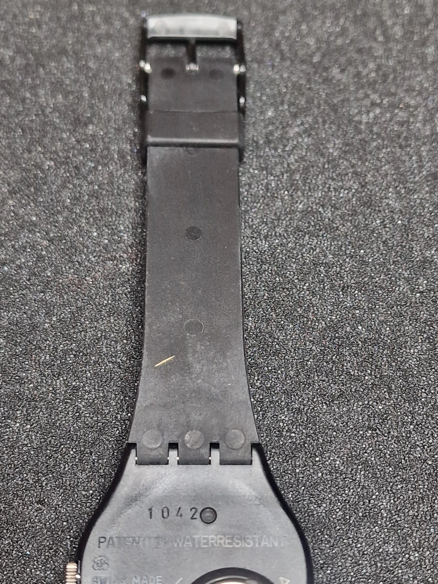 🕰️ Swatch GB709 “Classic Two” (1987) – Timeless Minimalism