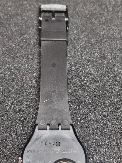 🕰️ Swatch GB709 “Classic Two” (1987) – Timeless Minimalism
