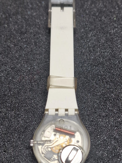 💖 Swatch LK109 “Luna di Capri” (1987) – Playful Italian Summer Design