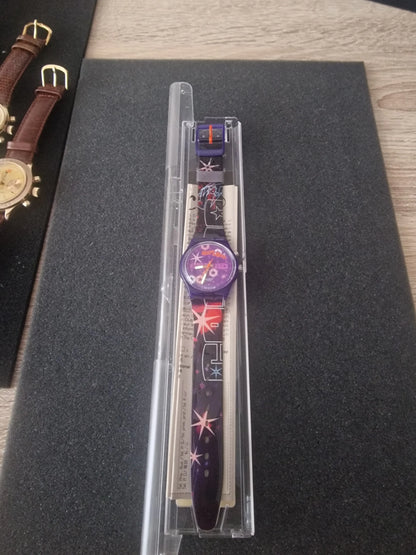 💜 Swatch GN901 “Potluck” (1996) – Swatch Loomi Series