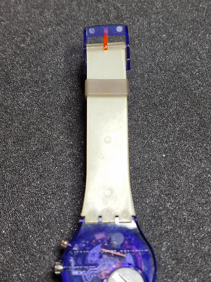 💜 Swatch GN901 “Potluck” (1996) – Swatch Loomi Series