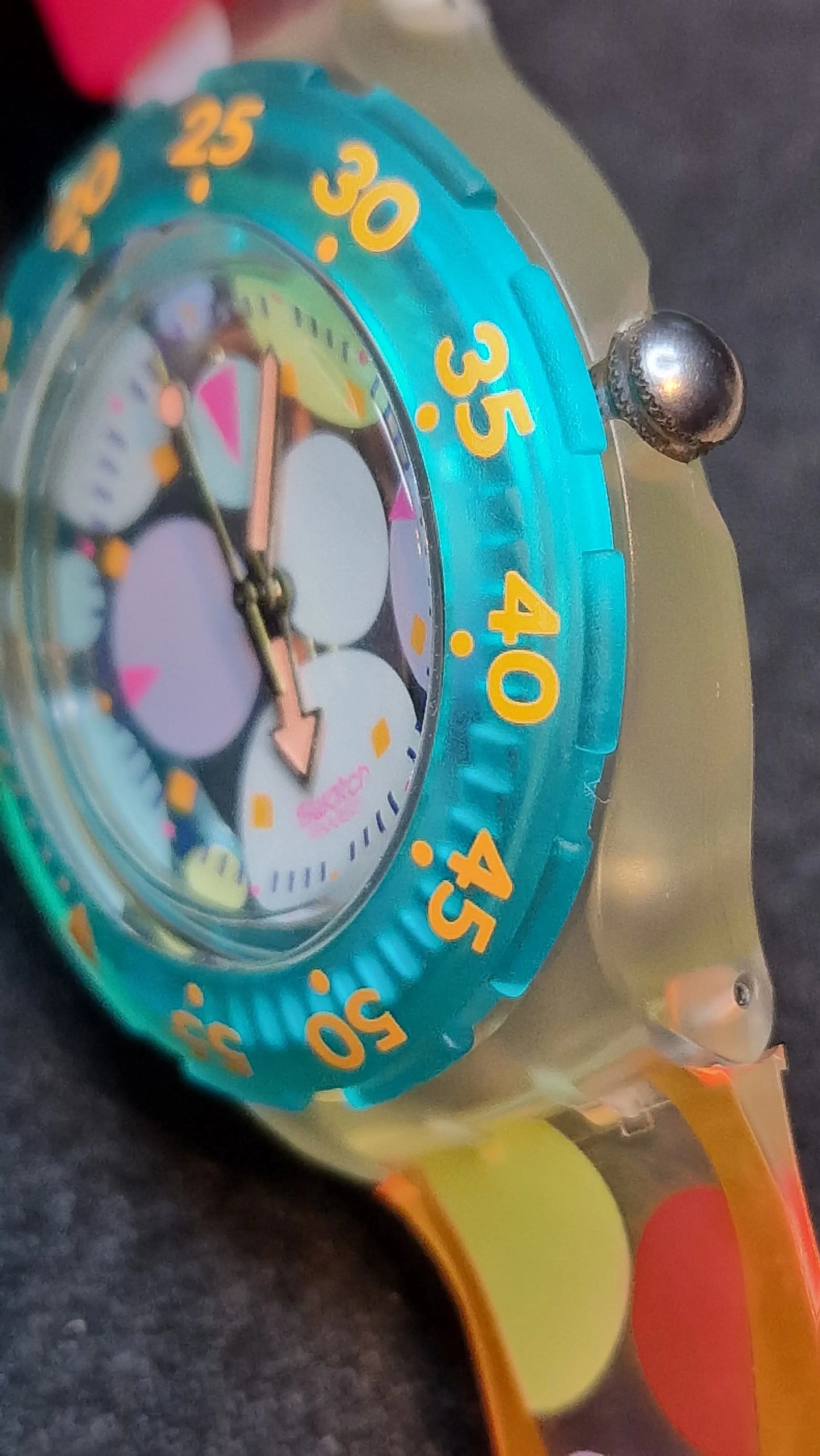 Swatch Scuba 200 “Sea Grapes” SDK105 (1992)