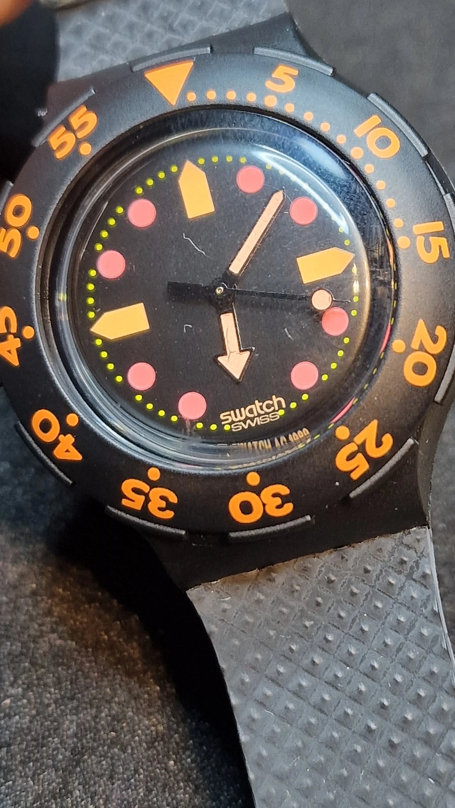 Swatch Scuba SDB100 “Barrier Reef” – 1990 Vintage Diver (200m WR)