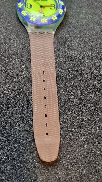 Swatch Scuba SDN103 “Spray Up” – 1992 Vintage Diver (200m WR)