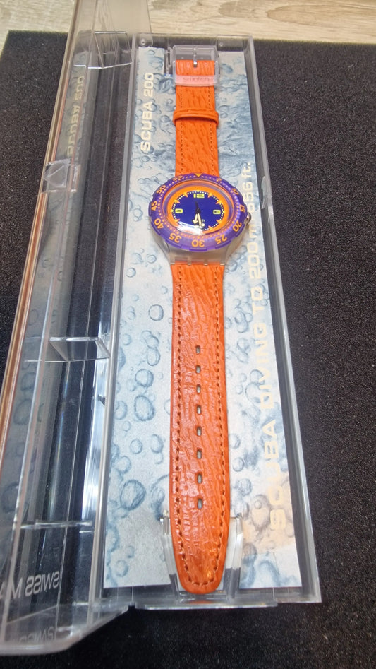 🕒 Swatch Scuba 200 – SDK106 “Red Island” (1992)