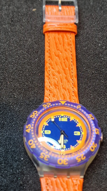 🕒 Swatch Scuba 200 – SDK106 “Red Island” (1992)