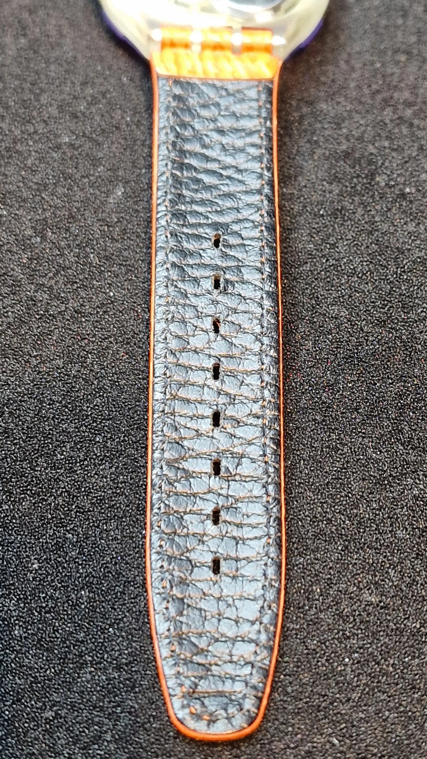 🕒 Swatch Scuba 200 – SDK106 “Red Island” (1992)