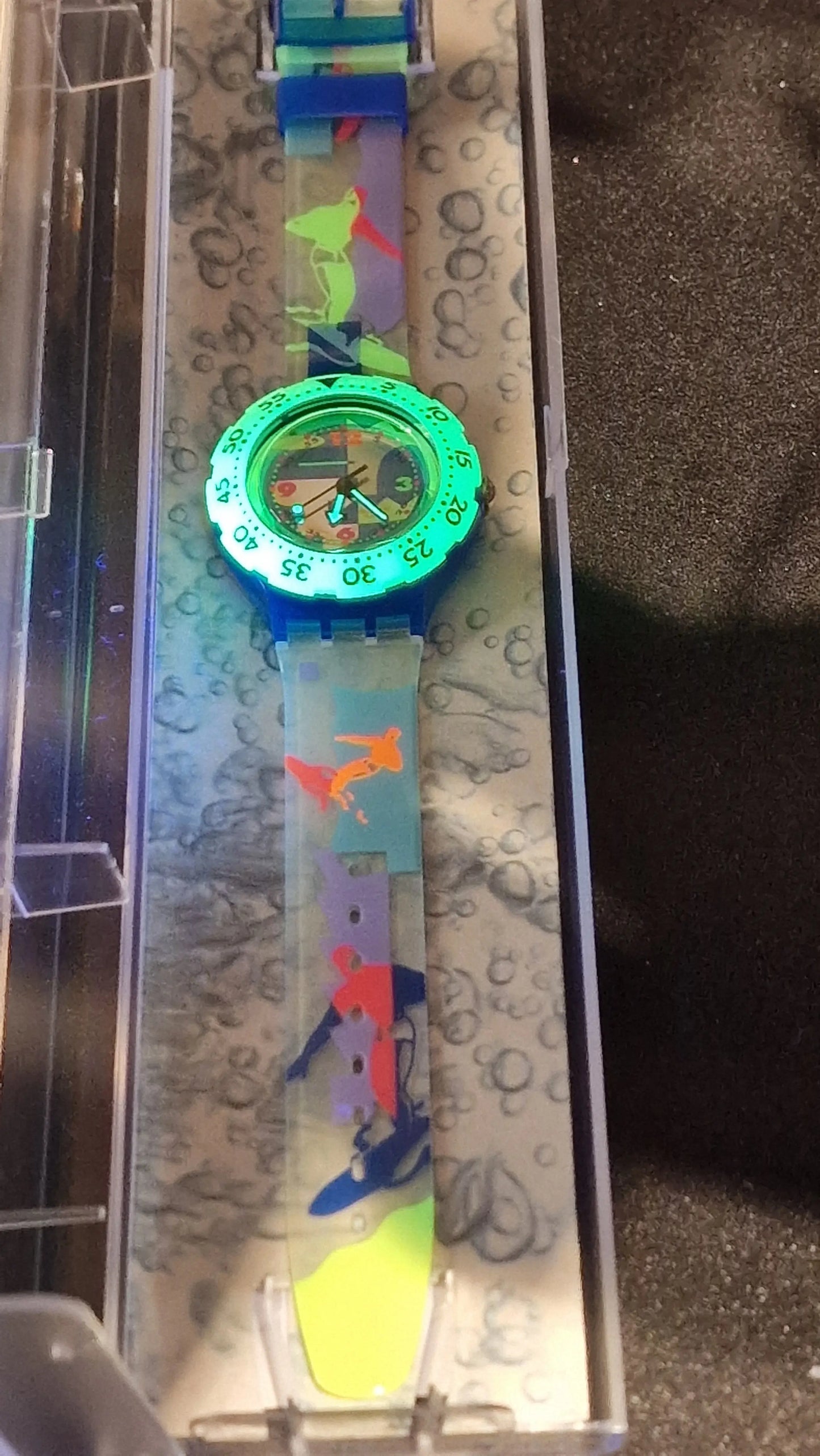 Swatch Scuba “Over the Wave” – SDN105 (1993) – Full Set 🌊🟩🟦