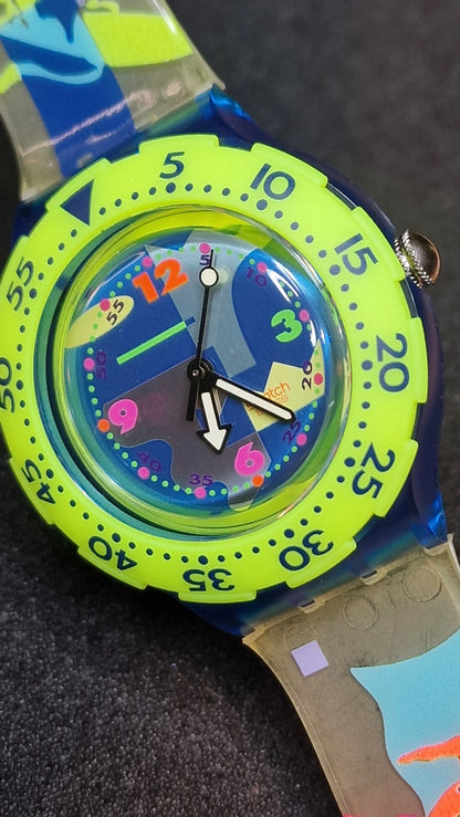 Swatch Scuba “Over the Wave” – SDN105 (1993) – Full Set 🌊🟩🟦