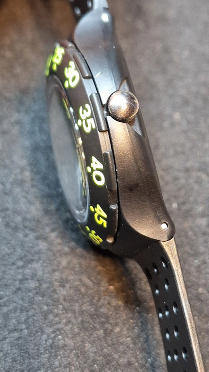 🖤 Swatch Scuba 200 – SDB102 “Black Wave” (1991)