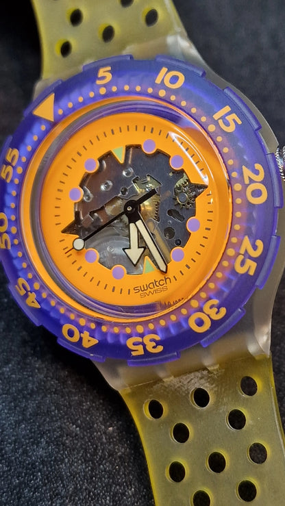 🔸 Swatch Scuba SDK103 Hypocampus (1990) – Iconic Scuba 200 Dive Watch