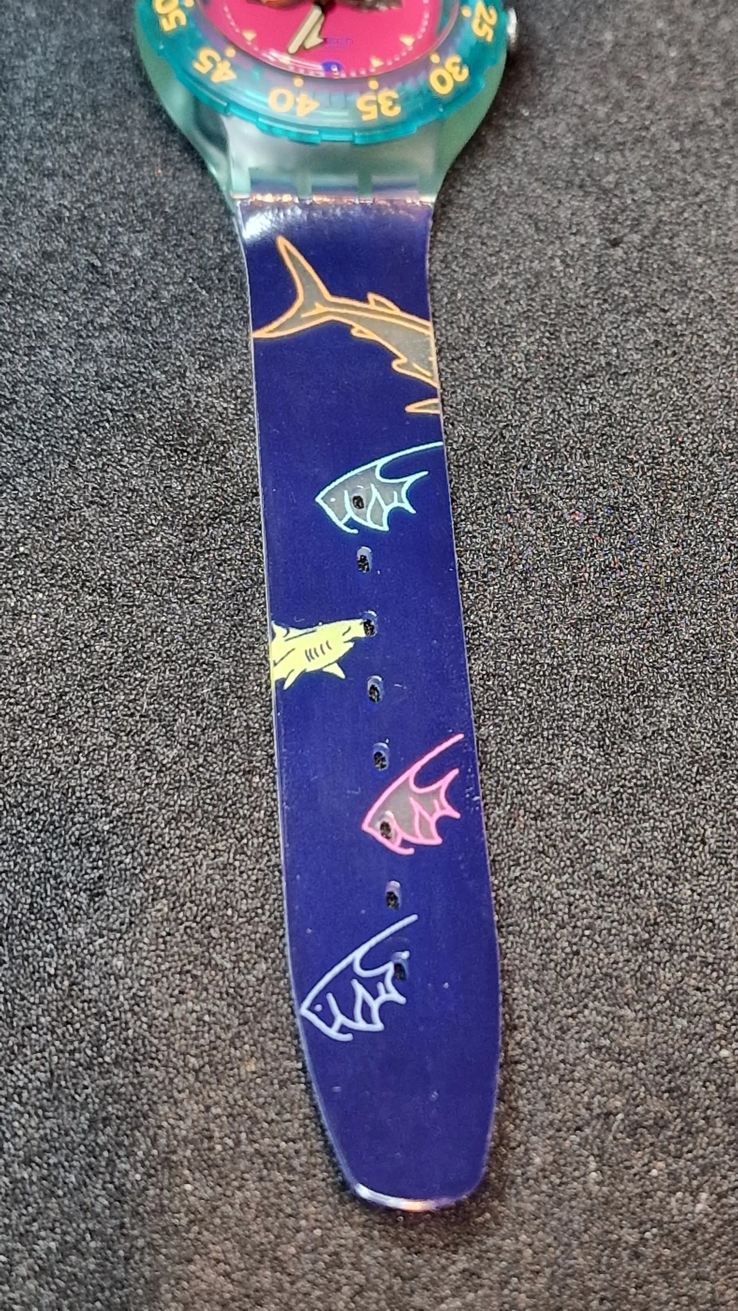 🦈 Swatch Scuba 200 – SDN101 Happy Fish (1991) 🎉