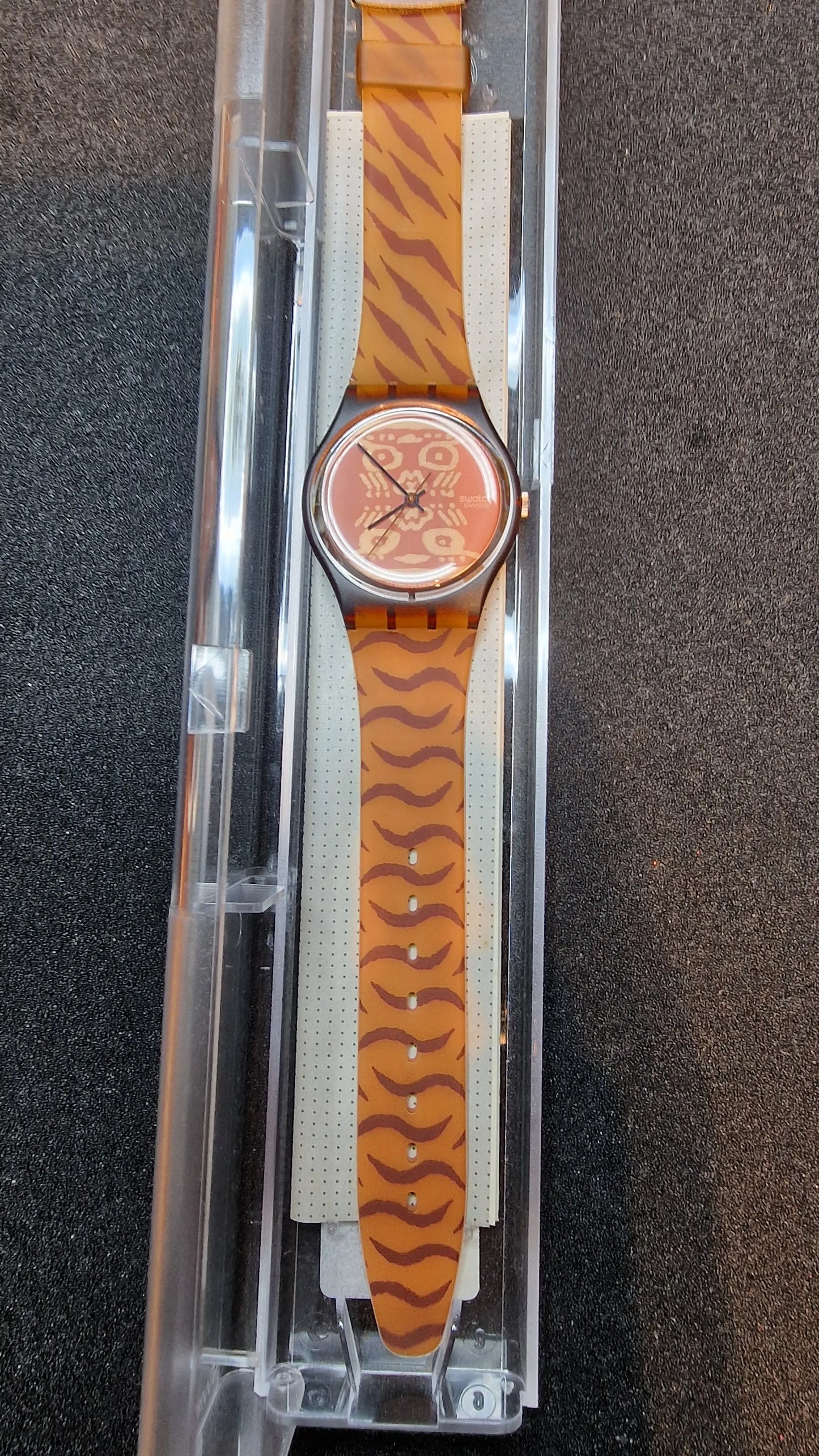 🐅 Swatch GF103 – Skin Print (1993)