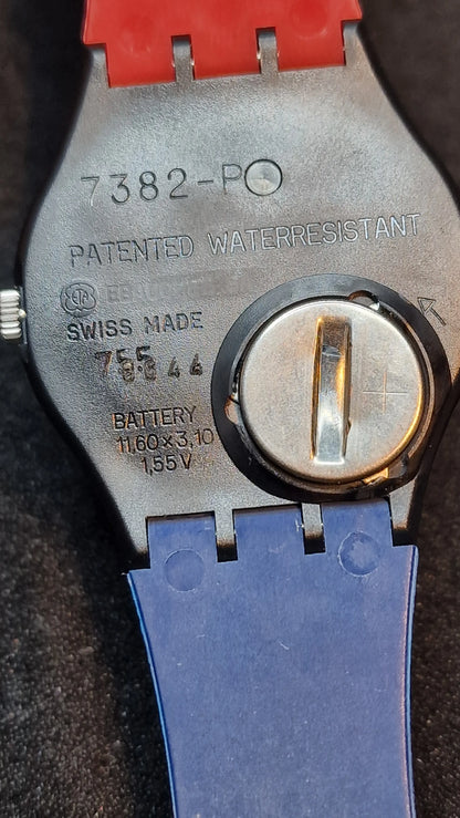 🕒 Swatch GB117 – “Nine to Six” (1987)