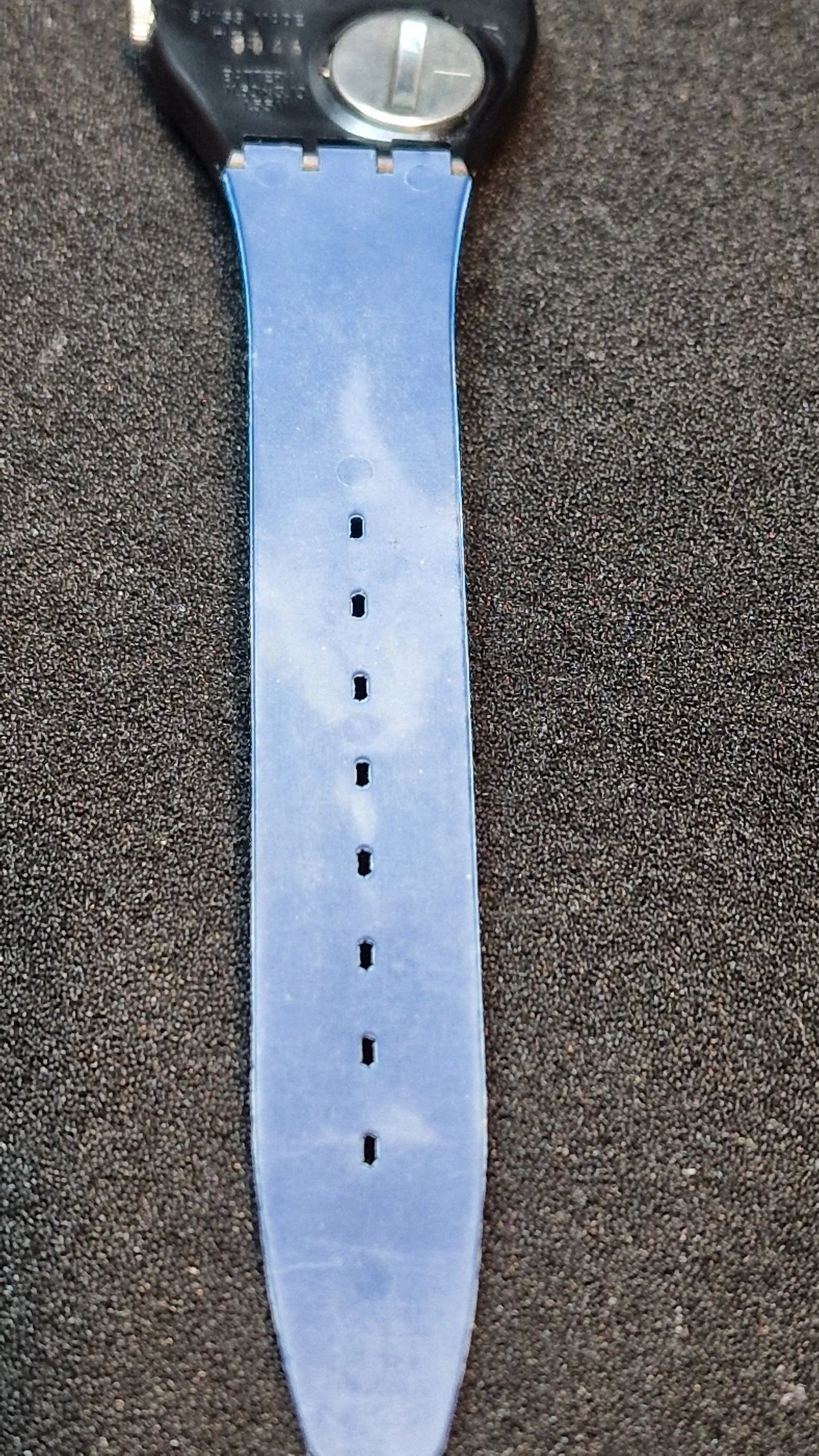 🕒 Swatch GB117 – “Nine to Six” (1987)