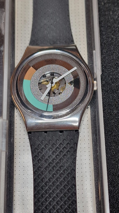 🟣 Swatch GX405 "Metropolis" (1989) – Vintage Skeleton Design